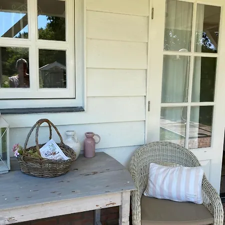 Semesterbostad Nature 4-persoons *