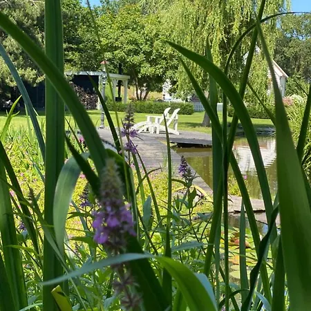 Nature 4-persoons Semesterbostad *